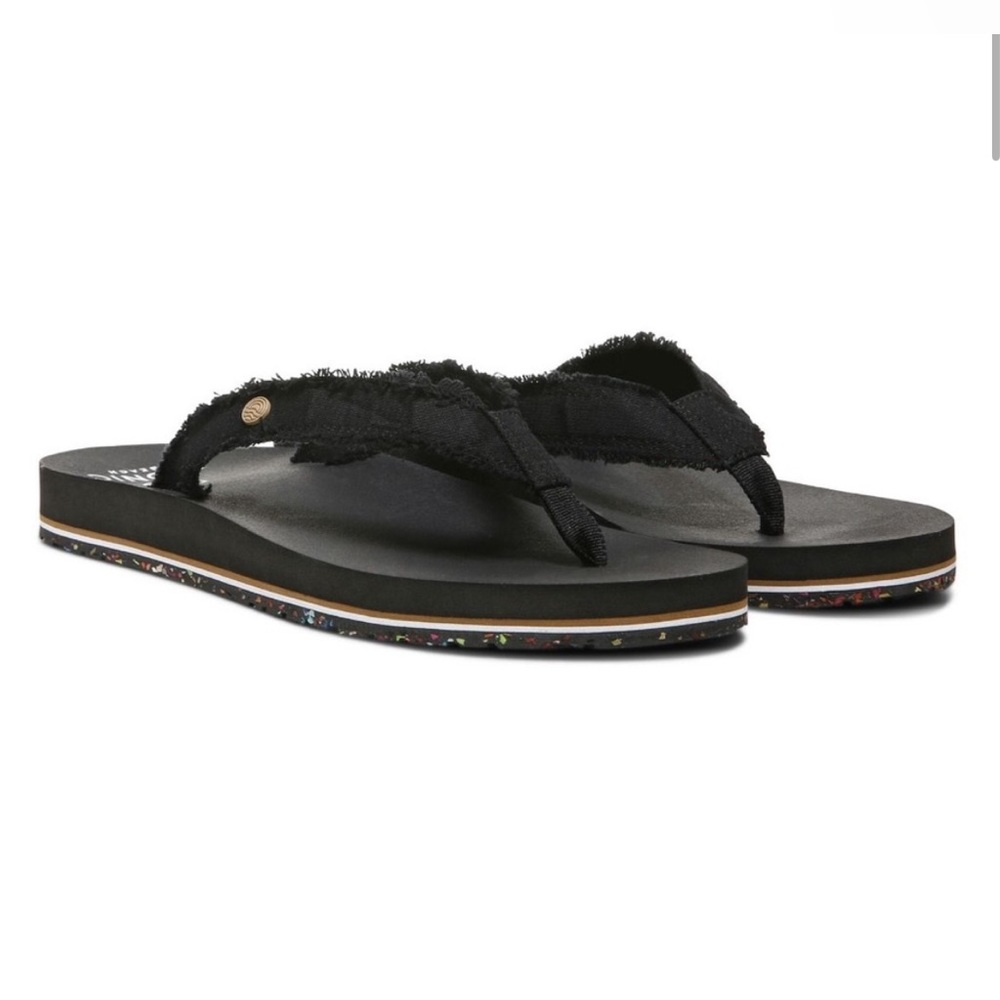 Vionic Unwind Women's Beach Sandals